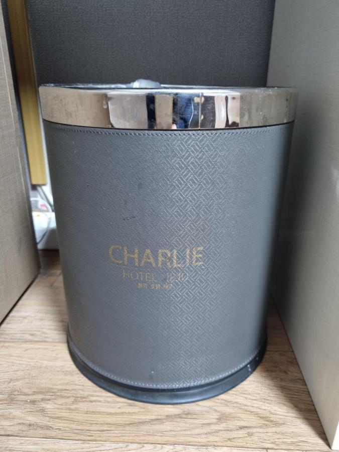 Charlie Hotel Чеджудо Экстерьер фото