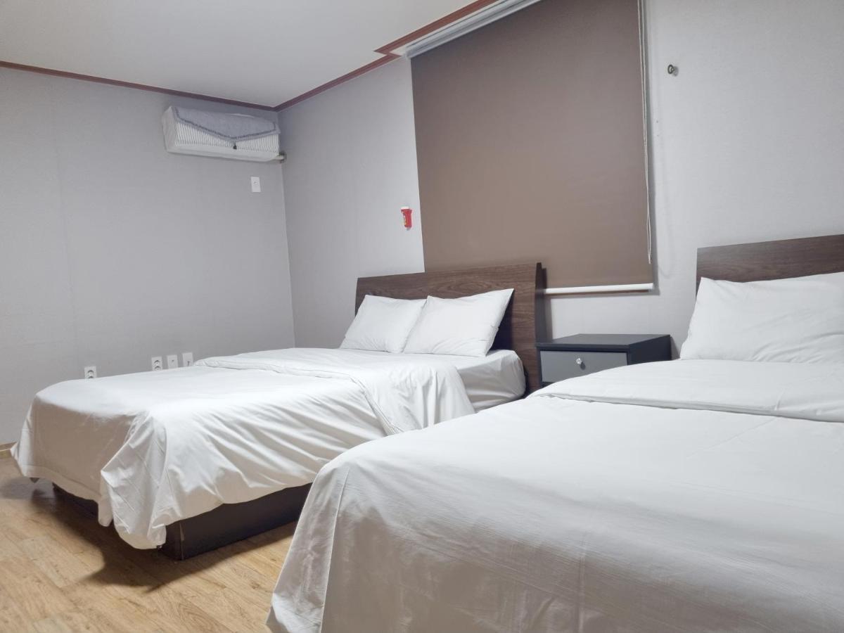 Charlie Hotel Чеджудо Экстерьер фото